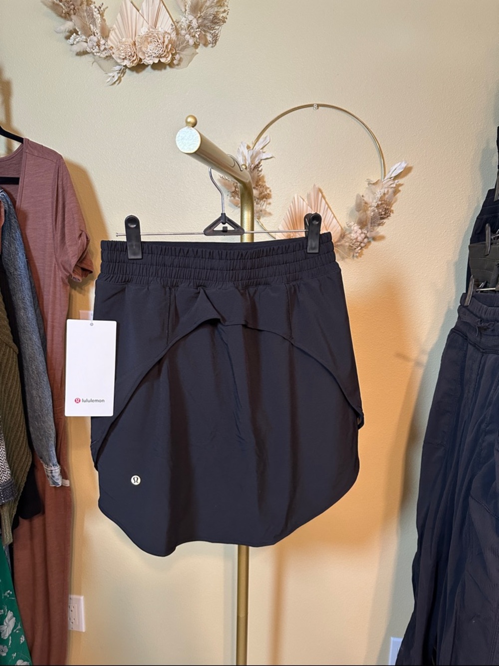 Lululemon Hotty Hot High-Rise Skirt *Long - Black - Picture 3 of 4